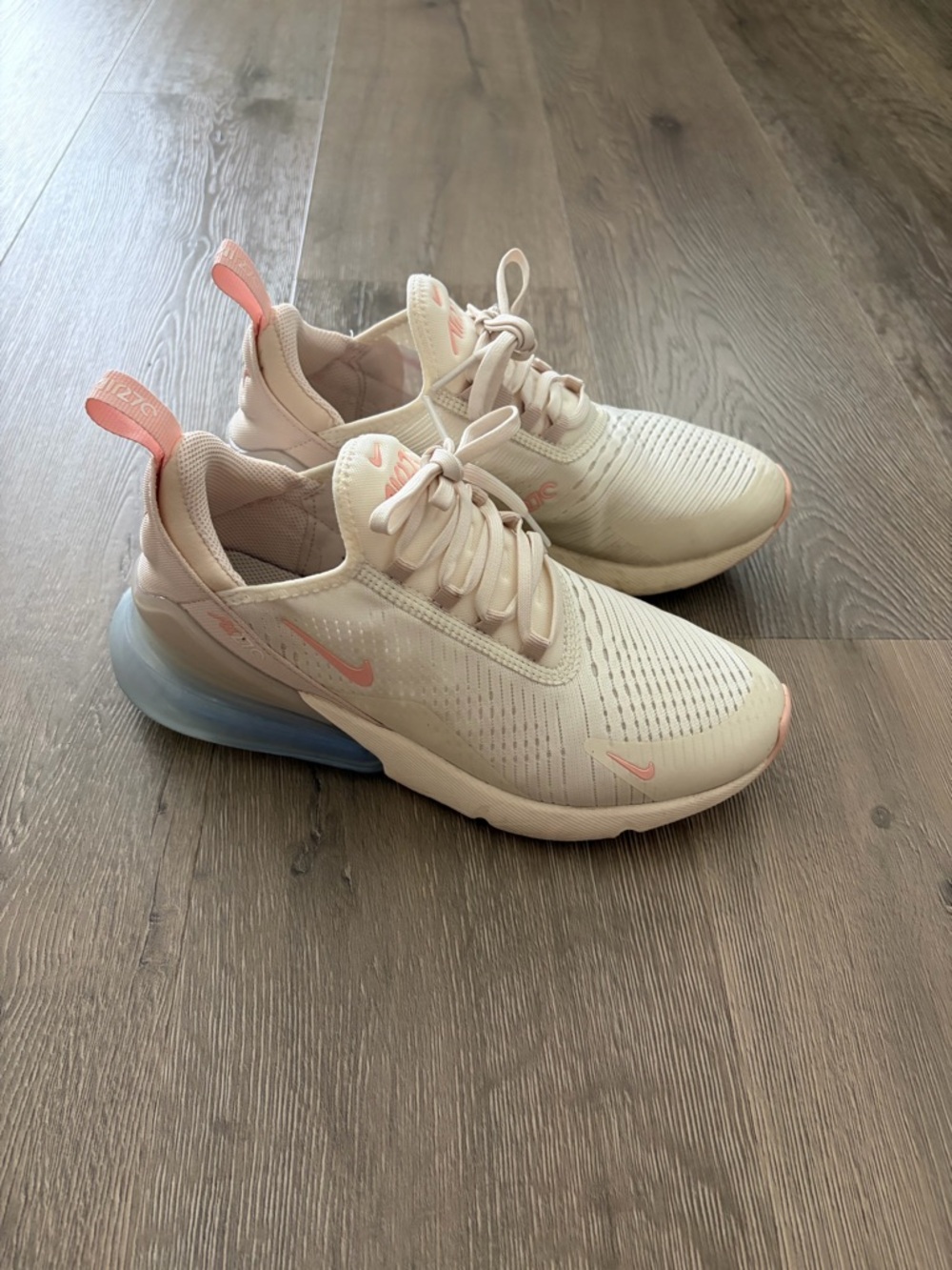 Nike Women's Light Cream And Peach Air Max 270 Sneakers